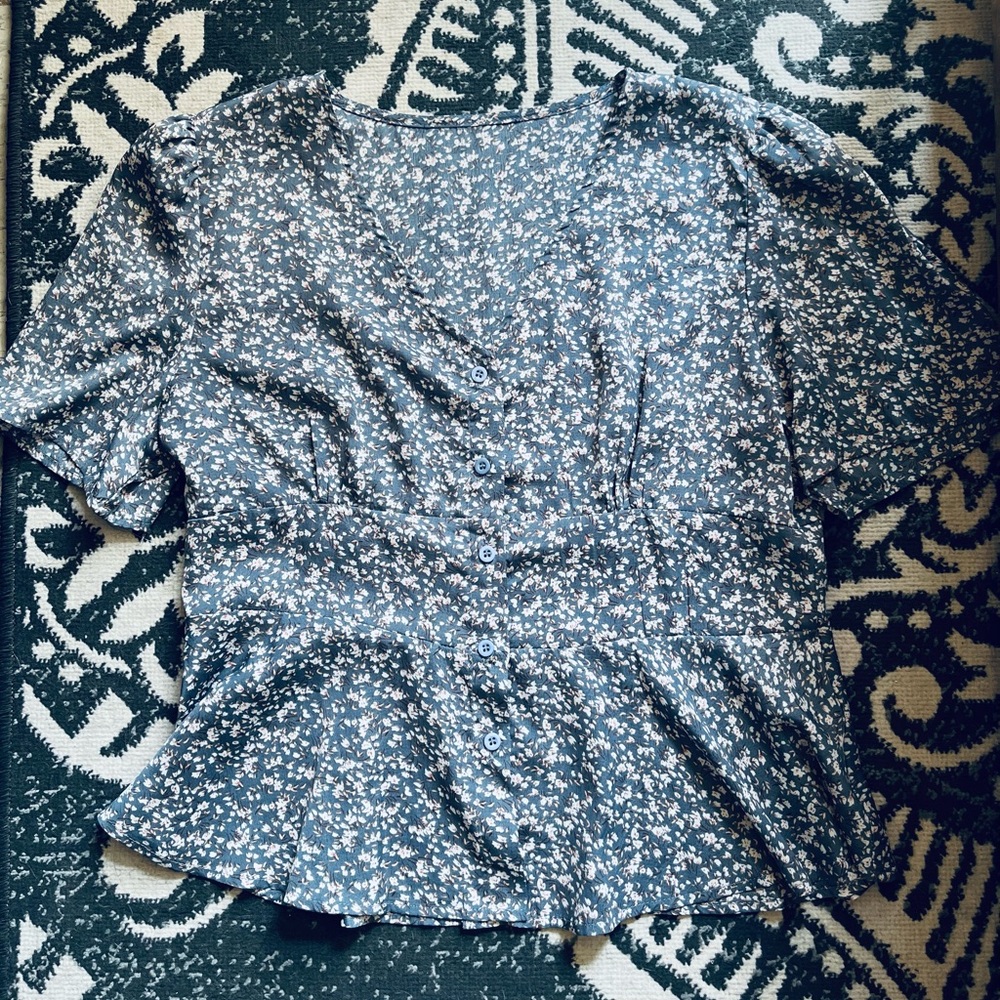 SHEIN Floral Button Up Blouse